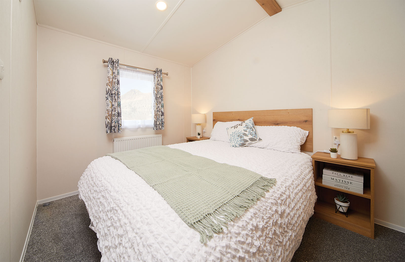 The Gisburn | Love Holiday Homes