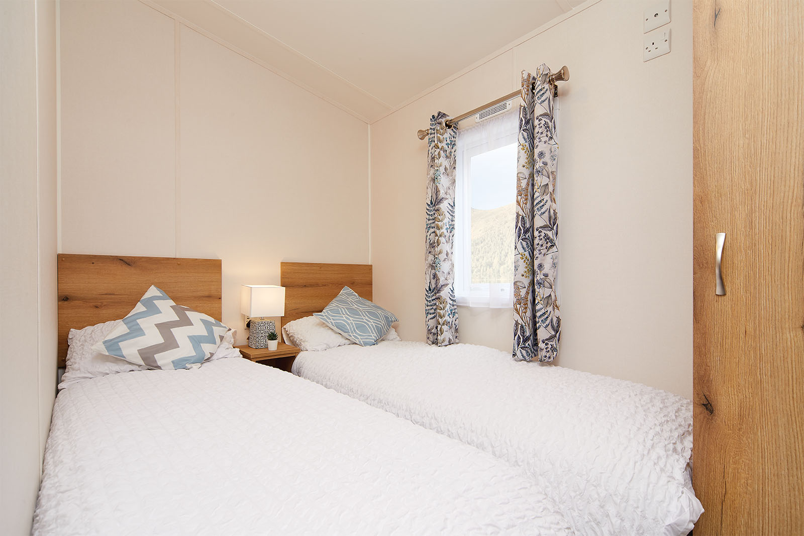 The Gisburn | Love Holiday Homes